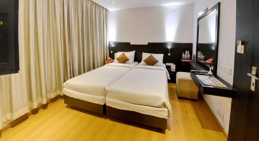 Hotel Gokulam Park Madrás Habitación foto